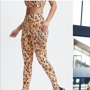 NWT fabletics desert storm leggings